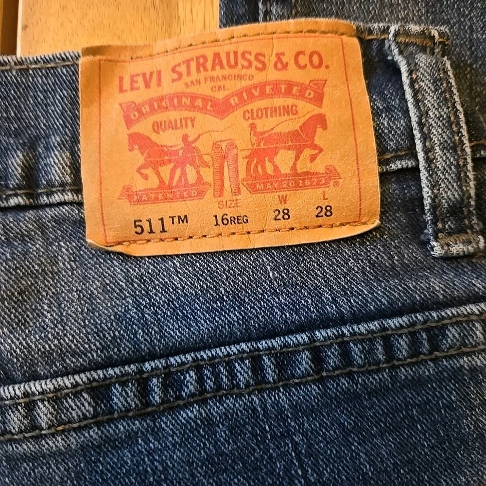 NWOT Levi's 511 Slim fit Boys Size 16 Reg 28x28